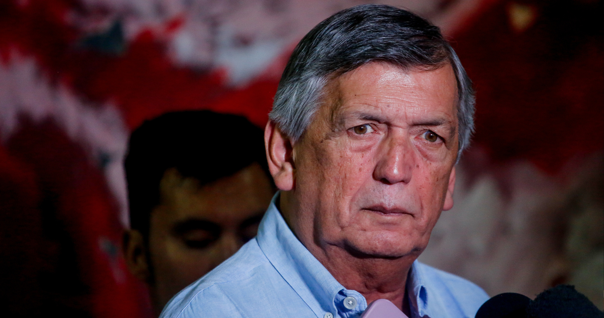 Carmona reafirma el carácter “leninista” del PC y desata polémica: PS y FA marcan distancia