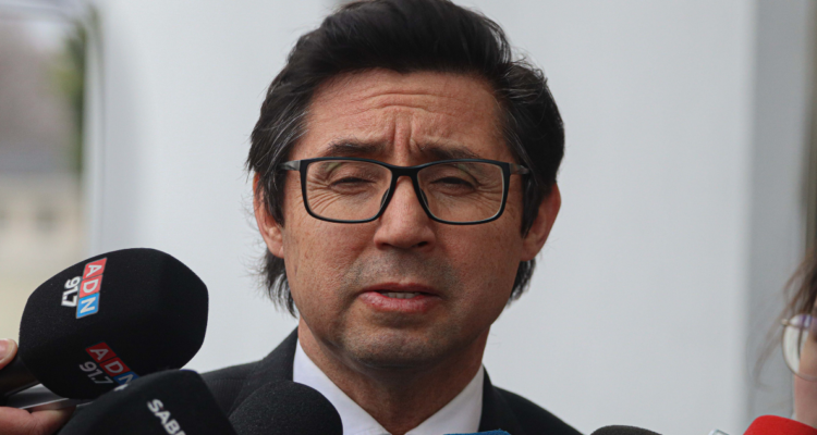 Caso Convenios Bío Bío: fiscal Vigueras queda a cargo de investigación tras licencia médica de Aguayo