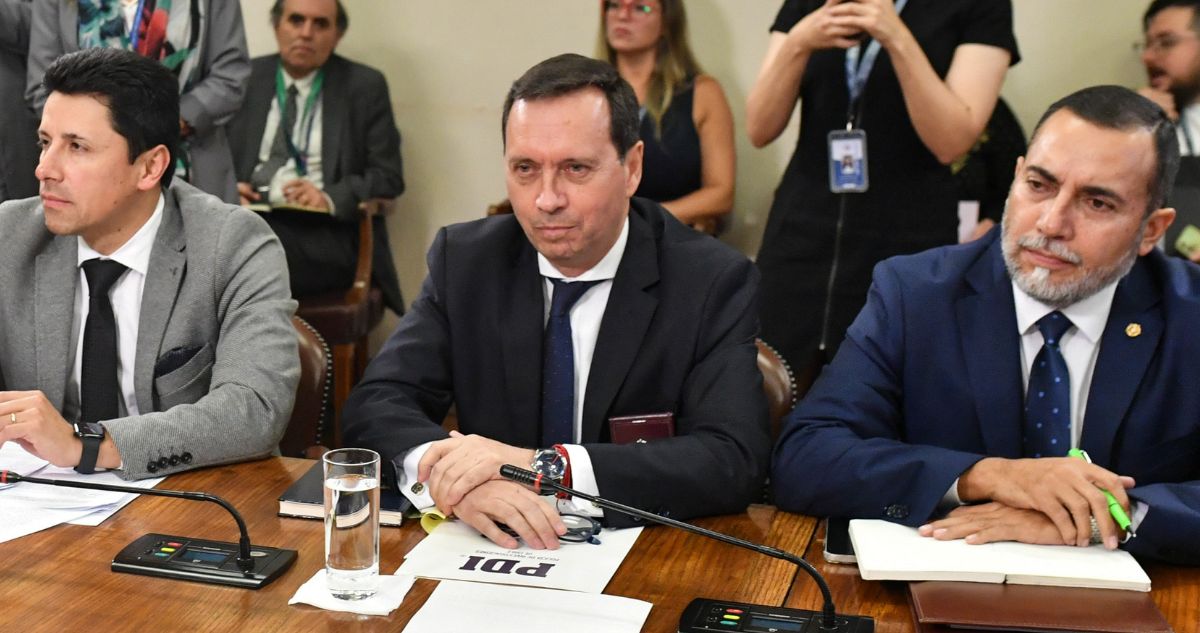 Cerna asume responsabilidad por remoción de Peña: “Quien toma las decisiones es este director”