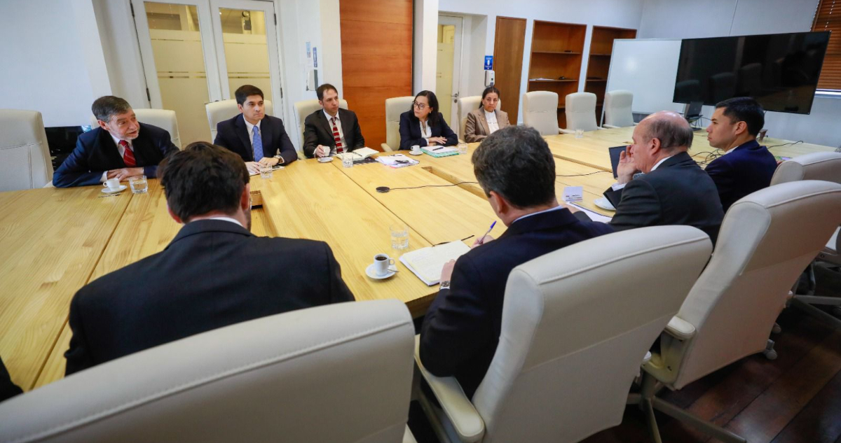 Quiroz expuso el Plan de Reconstrucción Nacional al CFA, que analizará impacto fiscal de la iniciativa