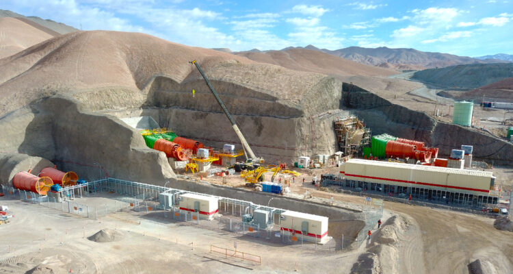 https://media.biobiochile.cl/wp-content/uploads/2026/04/codelco-9-750x400.jpg