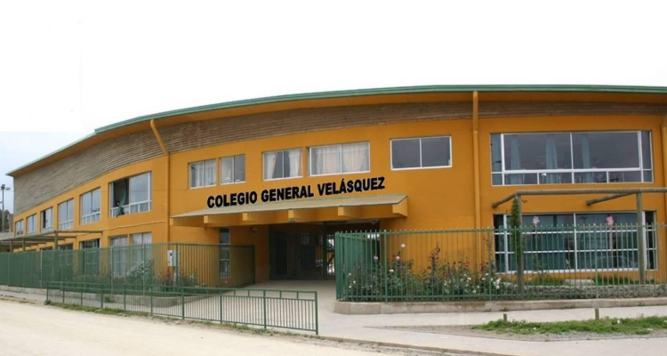 Al menos siete alumnos de Colegio General Velásquez de Puchuncaví reportaron síntomas de intoxicación
