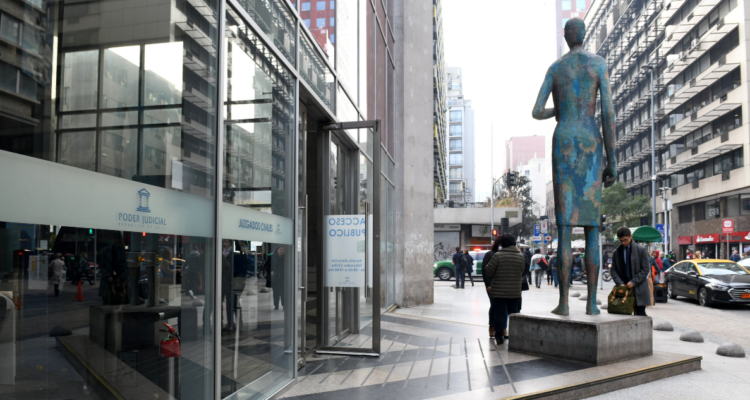 Condenan a conductor a pagar $271 millones tras colisión en la RM iba ebrio y conducía a 120 kmh