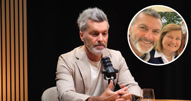 Cristián Sánchez junto a su madre