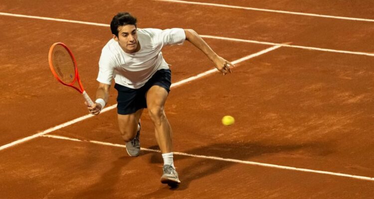 Cristian Garin en arcilla.jpg