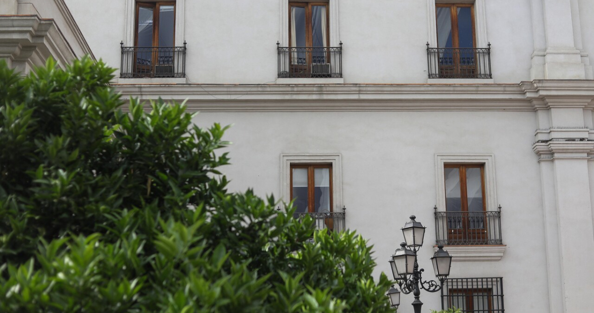 Funcionarios del Segundo Piso de La Moneda mantienen cargos de elección popular pese a “criterio Kast”