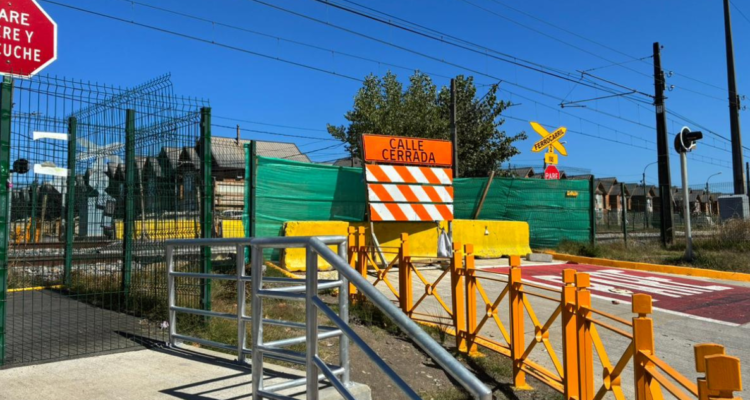 En incógnita sigue fecha en que se retomará soterramiento en cruce Santa Sofía en Chiguayante