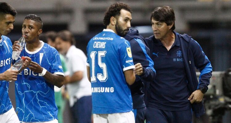 Garnero no queda conforme con la UC pese a ganar guerra de goles: “Nos cuesta, nos hacen golazos”