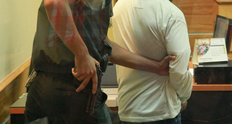 Este lunes formalizarán a detenidos por homicidio de hombre atacado con un taladro en Iquique