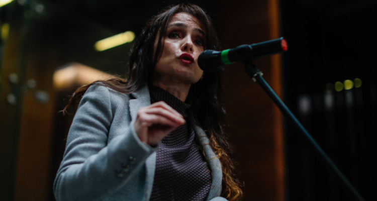 Defensa de Luis Hermosilla pide tomar declaración a exfiscal Marta Herrera en caso Audio-Factop