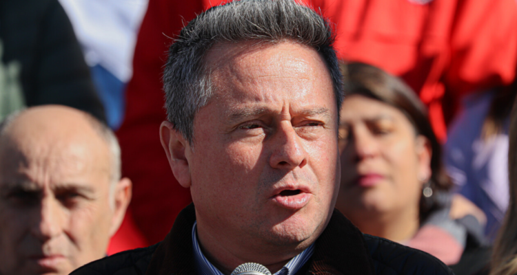 Diputado Álvaro Ortiz es electo como el nuevo presidente de la DC