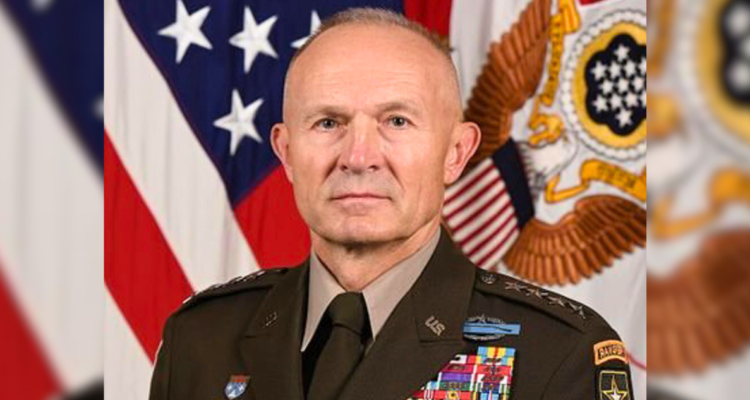 Administración Trump destituye al jefe del Estado Mayor del Ejército en plena guerra con Irán