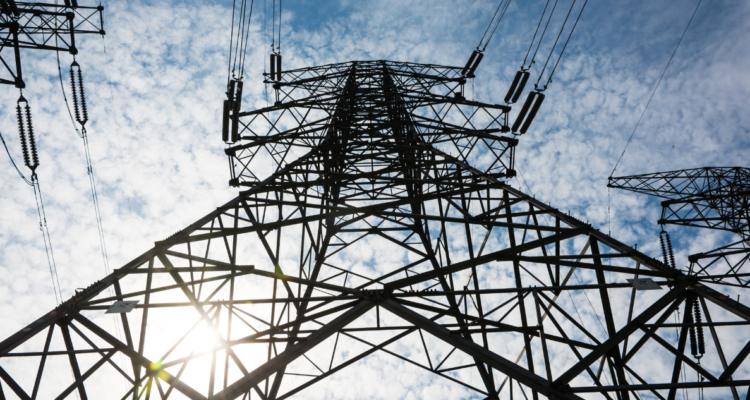 Dudas por denuncia tardía: trabajador guardó por 12 días el explosivo hallado en torre de alta tensión