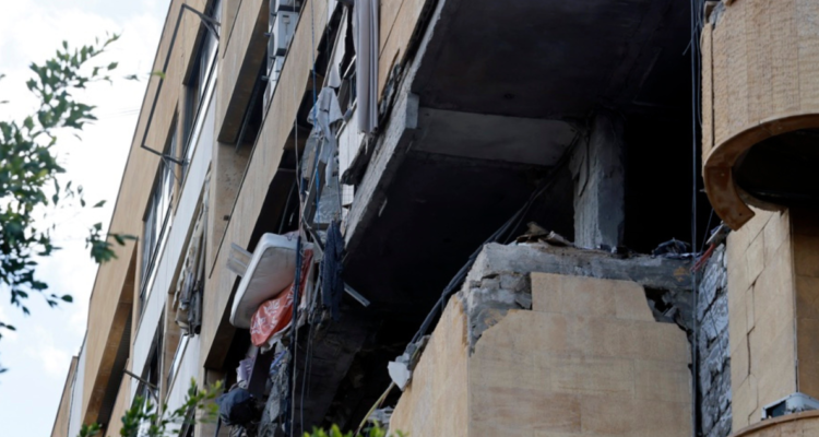 Ejército de Israel asegura que bombardeó simultáneamente Beirut y Teherán