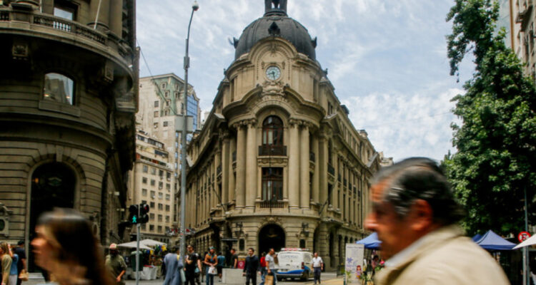 El IPSA recupera los 11 mil puntos y sigue recuperando las pérdidas bursátiles por la guerra en Irán