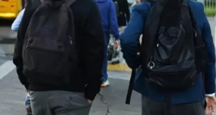 Estudiantes detenidos violencia escolar Puerto Montt