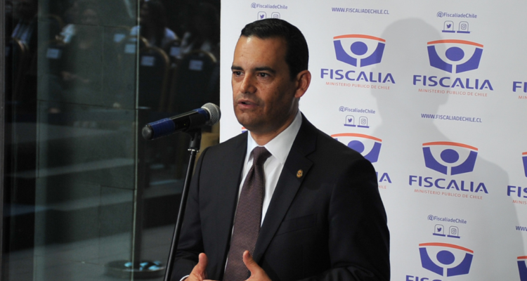 “Hay personas formalizadas”: fiscal Garrido responde a Saffirio por críticas a vínculo con U. Autónoma