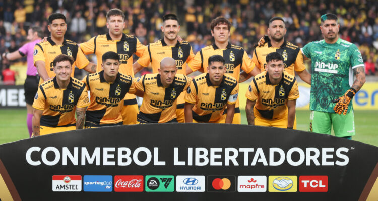 Formación de Coquimbo vs Nacional de Uruguay