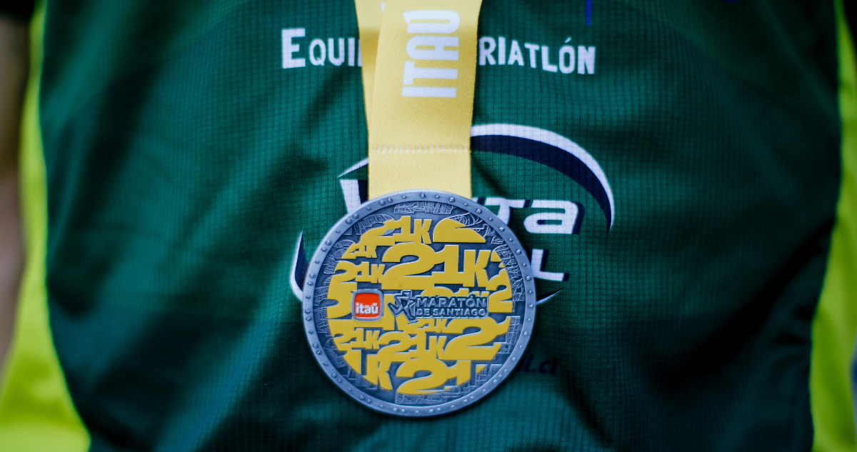 Sernac oficia a productora del Maratón de Santiago tras reclamos por falta de medallas