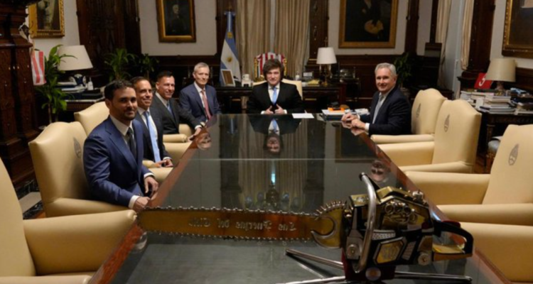 La reunión secreta de Javier Milei con el multimillonario que fundó PayPal y otros magnates