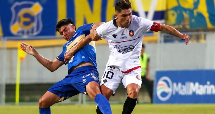 César Pinares dejó de ser jugador de Deportes Limache.