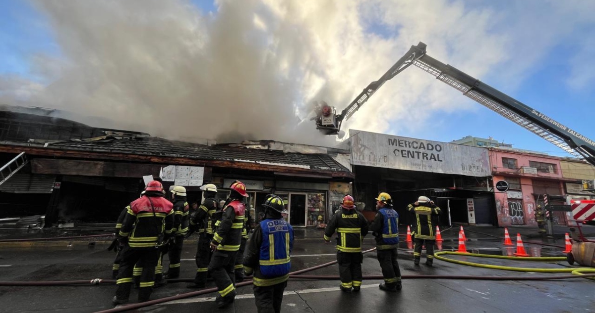 Incendio en mercado de Concepción