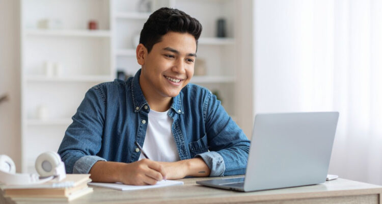 Instituto IACC abre modalidad “Smart Flex”: modelo adapta la educación superior a la vida cotidiana