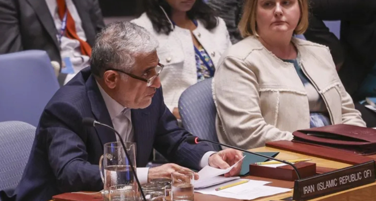 Irán acusa a EEUU de actuar como "piratas" y "terroristas" con su bloqueo naval