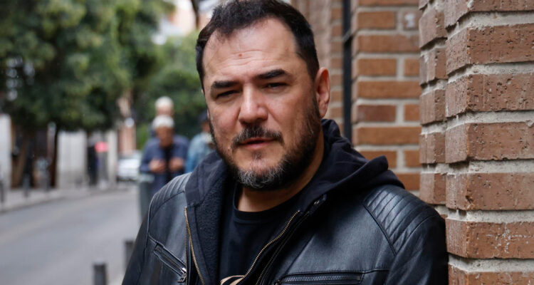 Ismael Serrano: “Los artistas saben que si se expresan políticamente, su reputación se va a ensuciar”