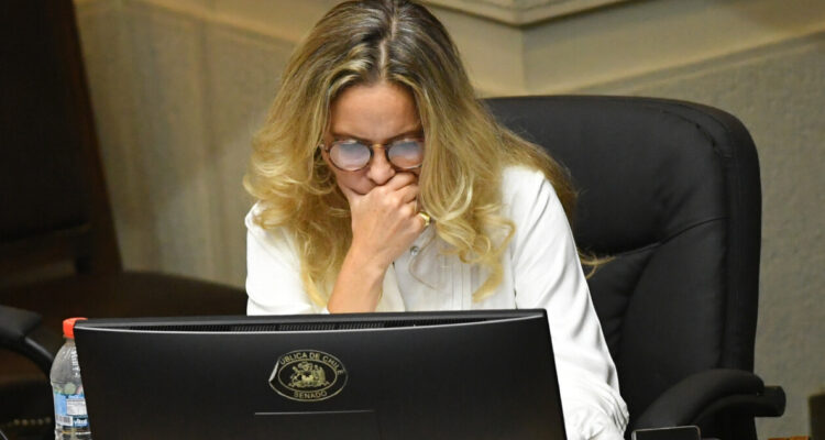 Kaiser (PNL) emplaza a Kast a indultar a carabineros condenados durante el 18-O: “Héroes del 2019”