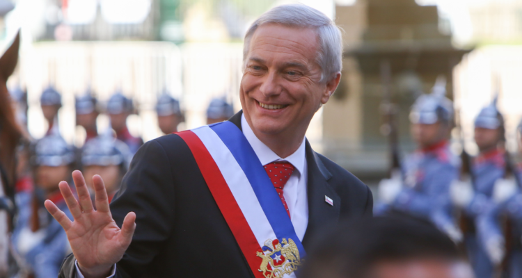 FMI entrega su primera proyección para Chile desde que asumió Kast y eleva estimación de crecimiento