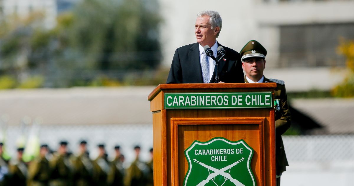 Kast anuncia fortalecimiento a Carabineros: honrar a fallecidos y beneficios para el bolsillo policial