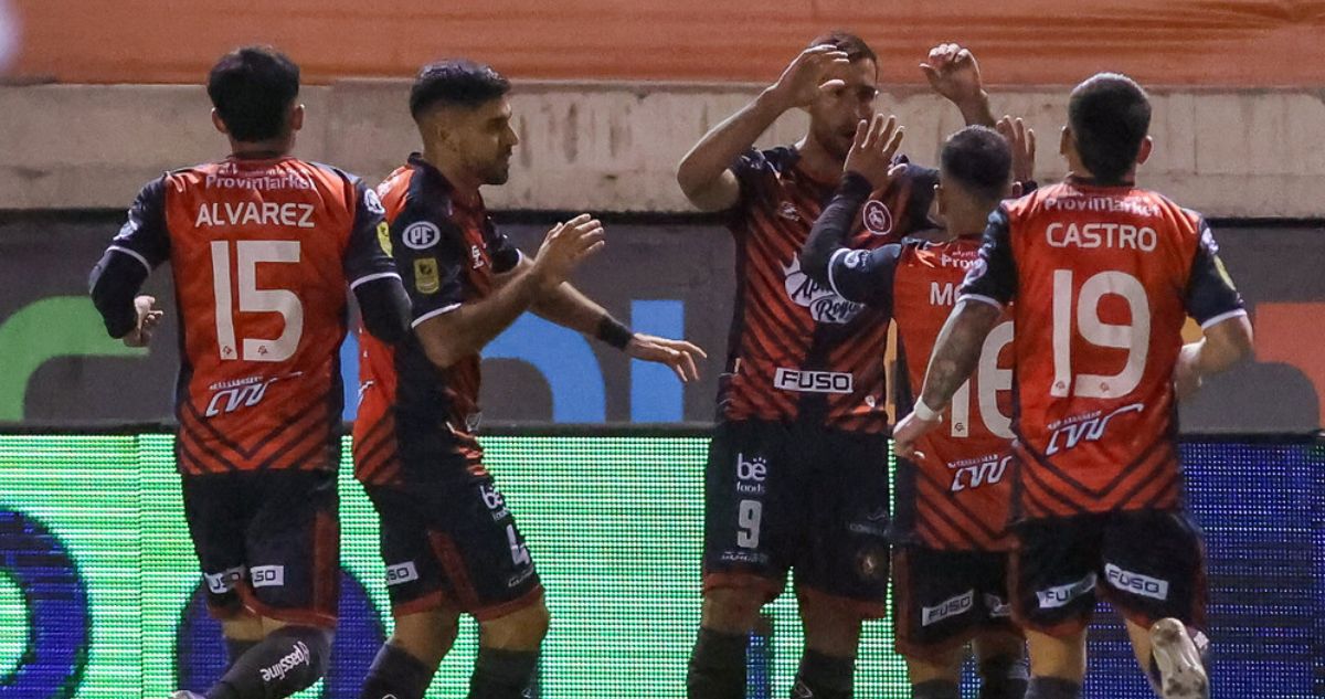 Deportes Limache lidera de La Liga de Primera: así quedó la tabla de posiciones tras diez fechas