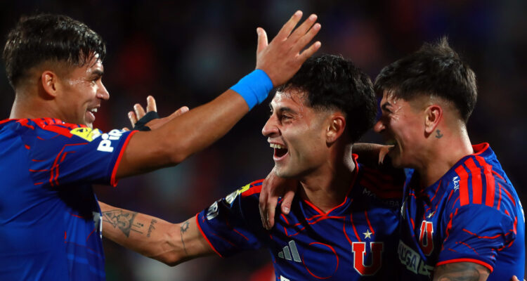 La U goleó a La Serena y volvió al triunfo en el Nacional