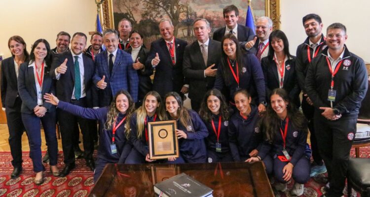 Las Diablas fueron homenajeadas en la Cámara de Diputados por clasificación al Mundial