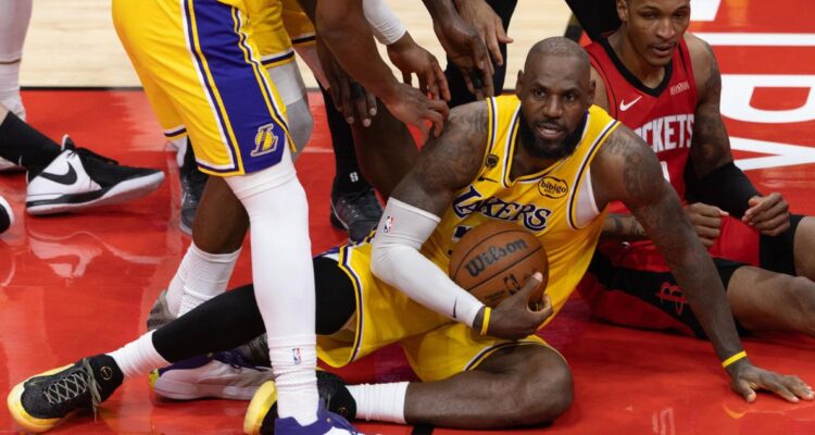 LeBron James, genio y figura en remontada notable de Lakers ante Houston Rockets