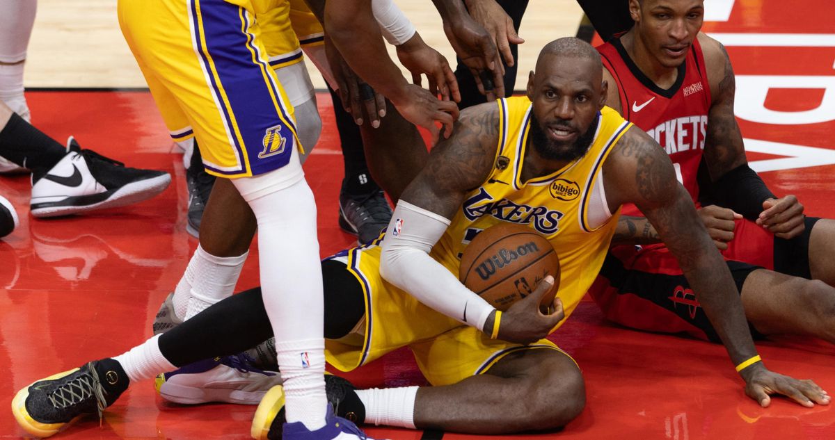 LeBron James, genio y figura en remontada notable de Lakers ante Houston Rockets