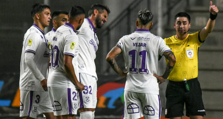 Deportes Concepción cayó ante Unión La Calera y quedó como colista absoluto en la tabla de la Liga de Primera.