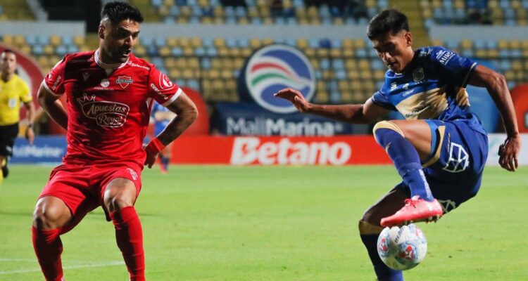 Everton y Ñublense empataron por la Liga de Primera.