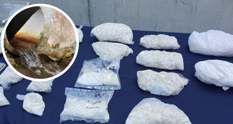 Droga y foto de alcantarilla de aguas residuales