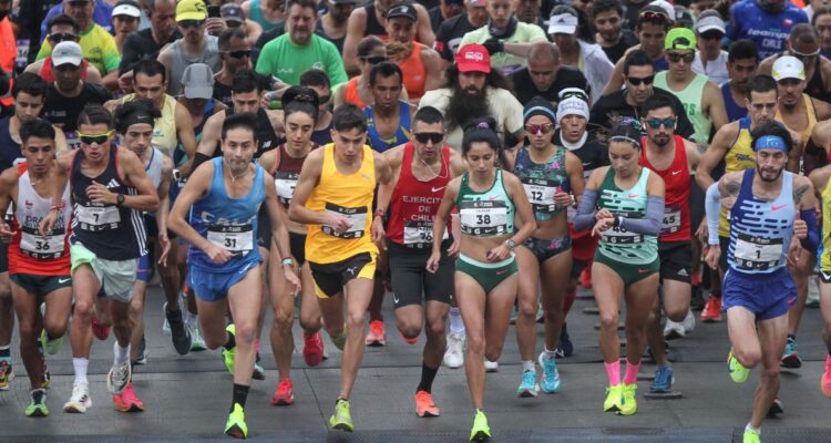 Tarjetas Bip! cargadas y Metro desde las 6 am: plan para miles de corredores del Maratón de Santiago