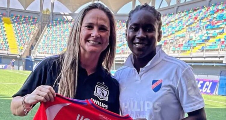 “Duele”: entrenadora de Colo Colo sale a repudiar insultos racistas contra Mary Valencia