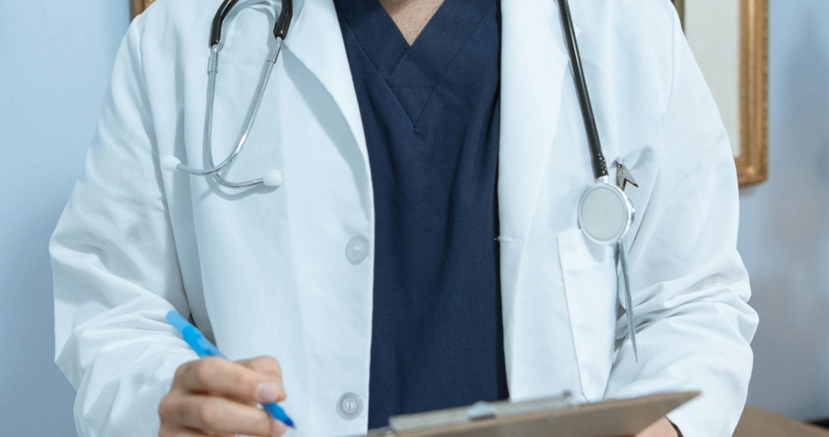 Médico acusado de abuso sexual de profesoras en Temuco