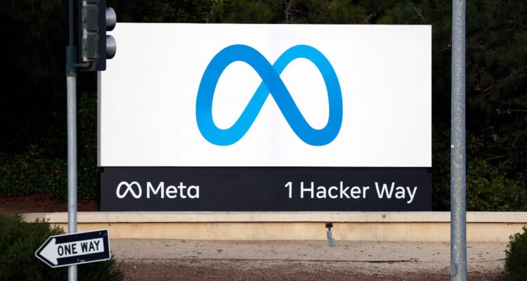 “Es una noticia desagradable”: Meta despedirá en mayo a 8 mil trabajadores