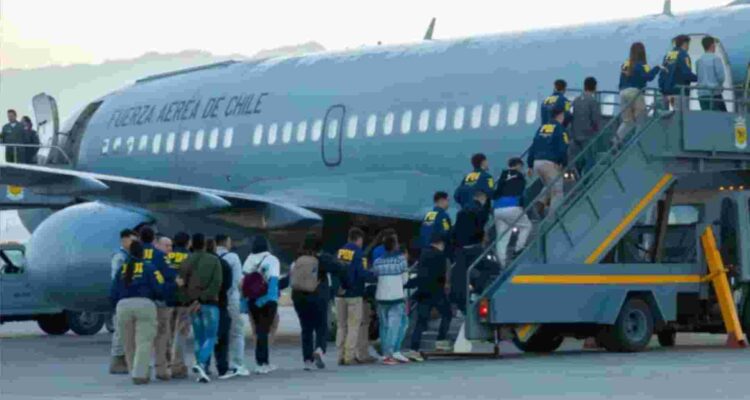 Entre expectativas y realidad: Experto explica los desafíos del plan de expulsión del gobierno