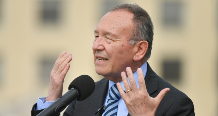 Ministro García responde a la UDI y destaca importancia de conversar con todos tras cita con el PC