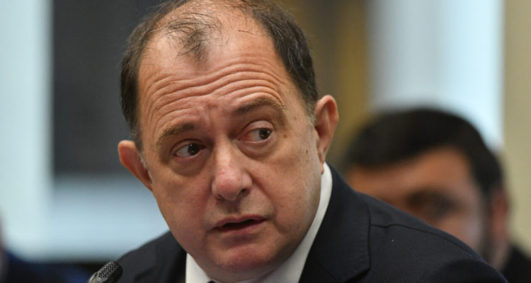 Ministro Poduje anuncia que obras de reconstrucción en El Olivar iniciarán el 21 de mayo