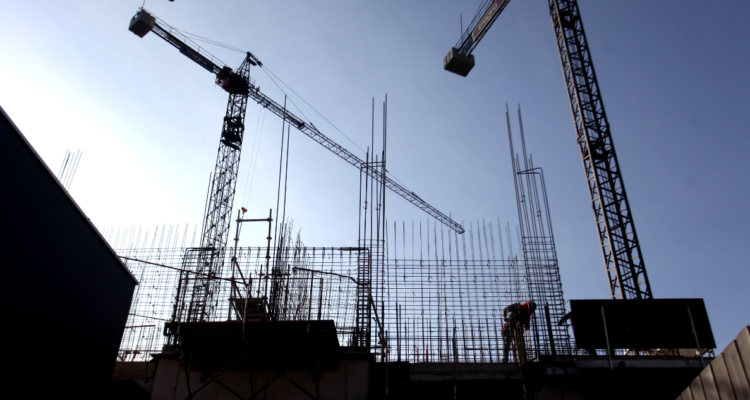 Foto de contexto de construcción de edificio