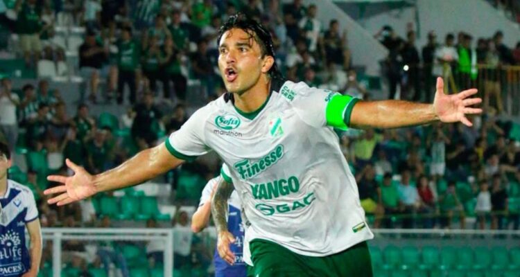 “No fuimos por su culpa”: Moreno Martins le da con todo a DT de Boliva por perder repechaje al Mundial