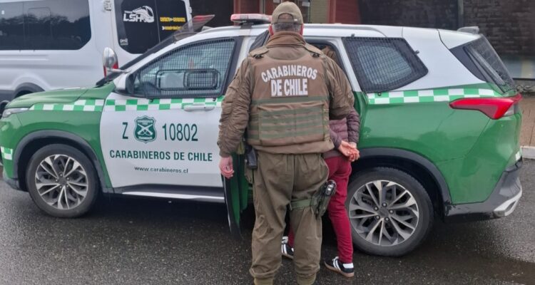 Mujer detenida por falso aviso de bomba en aeródromo Mocopulli